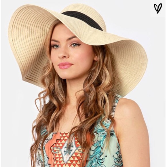 Volcom Accessories - VOLCOM Rising Stone Sun Hat NWT Beige Floppy Beach